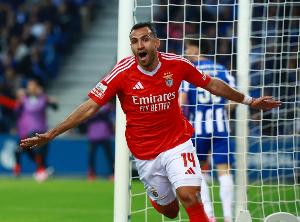 黑店出品❗帕夫利季斯战巴萨+波尔图两戴帽，上季金靴+本季造34球